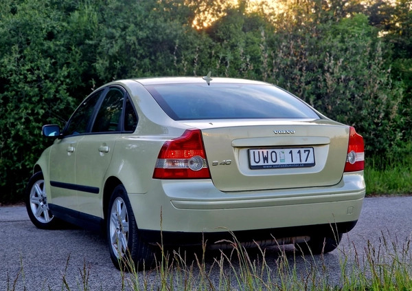 Volvo S40 cena 12900 przebieg: 271076, rok produkcji 2004 z Gostyń małe 277